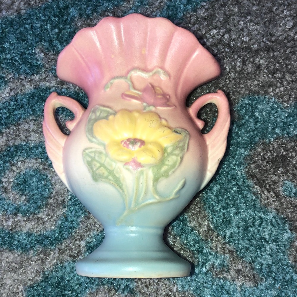 Vintage hull vase.